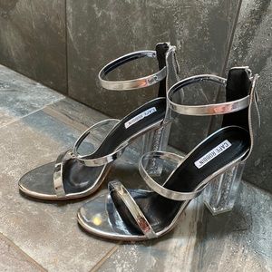 Cape Robbin size 7 1/2, strappy sandals, square lucite heel with glitter inside